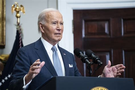 Biden Rebuked for Granting Clemency to Man Caught With Child。